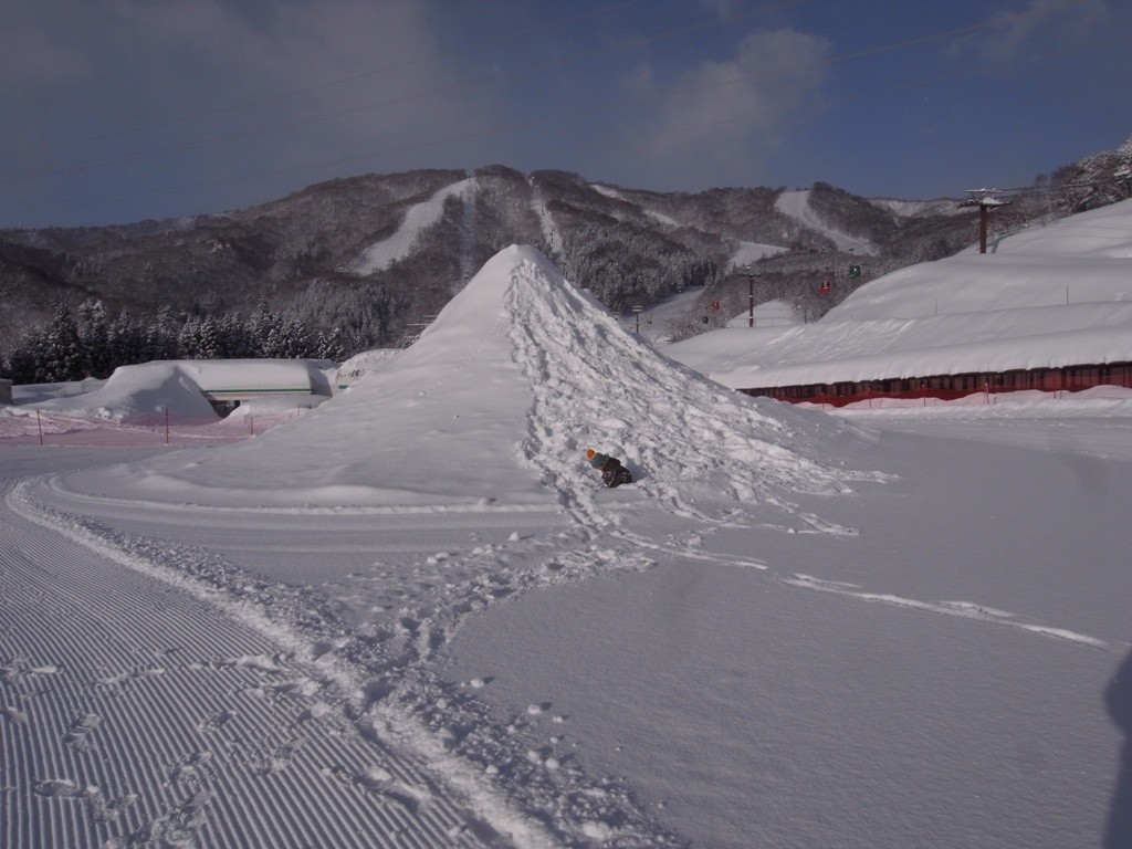 雪山a